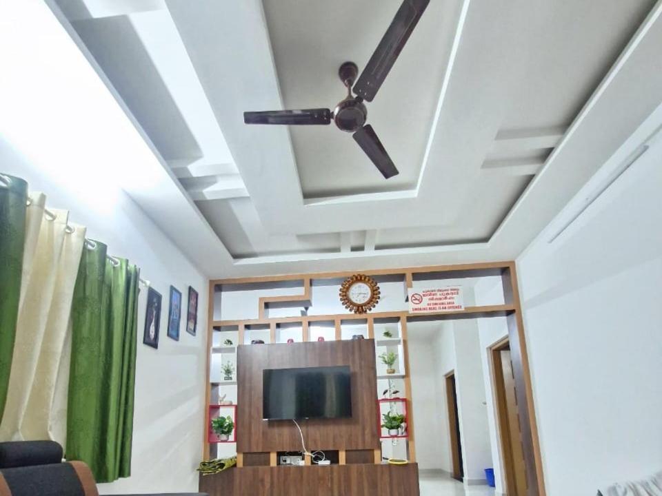 Ashvis Cottage Thekkady Exterior photo